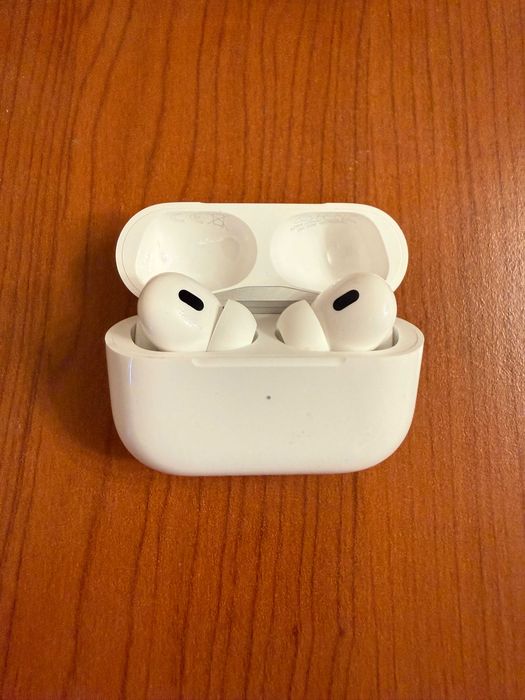 Оригінальні AirPods Pro 2