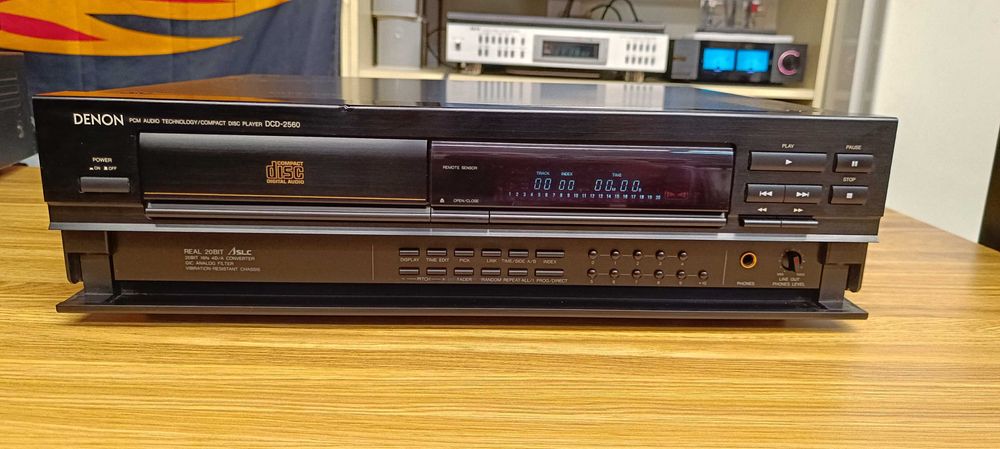 CD програвач  Denon DCD-2560 (дефект! незчітує дискі)