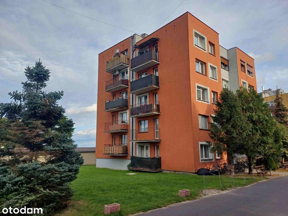 Mieszkanie 3-pokojowe z balkonem w bloku na 1 piętrze