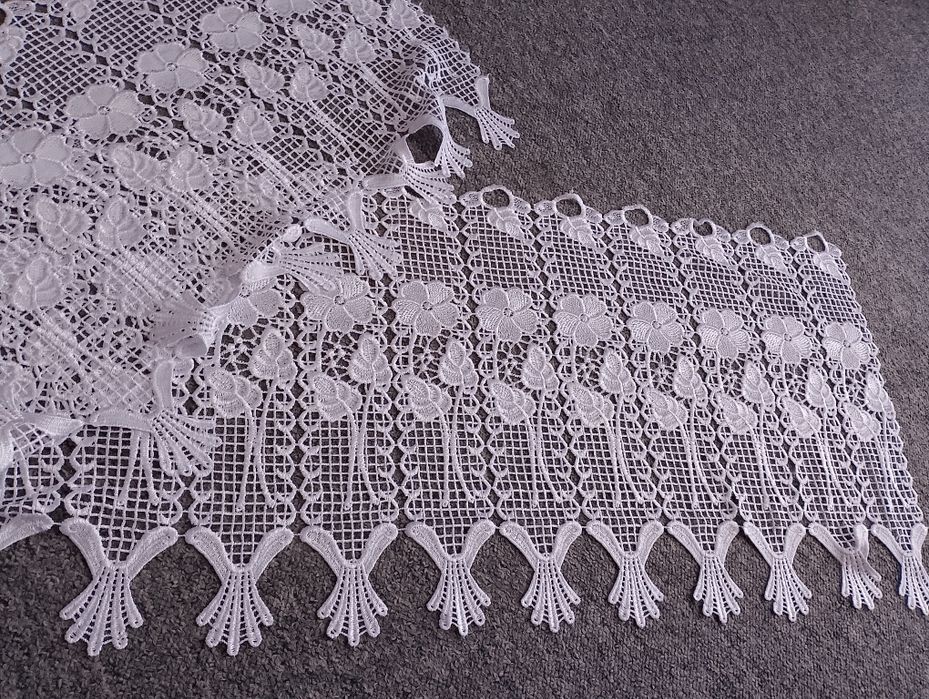 Oddam obrus i bieżniki