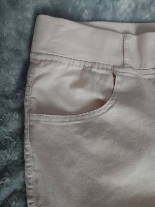 Spodnie damskie z zameczkami