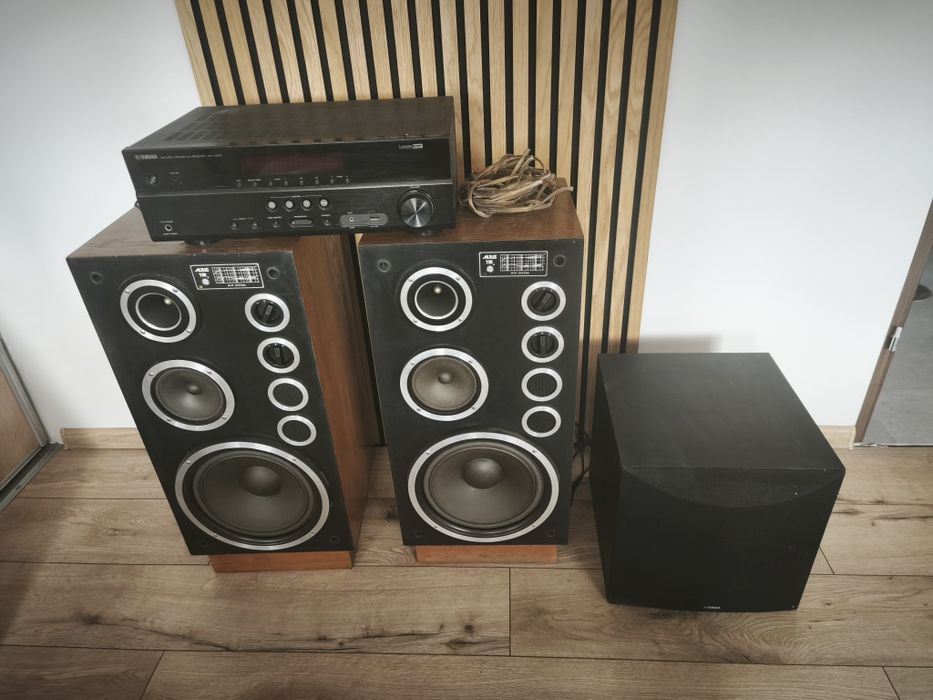 Amplituner Yamaha + subwoofer Yamaha + kolumny altus
