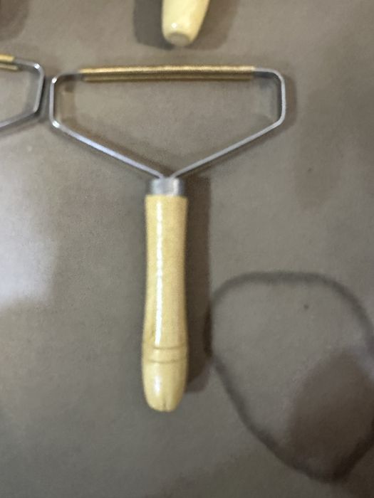 Бритва ручна для видалиня катишок