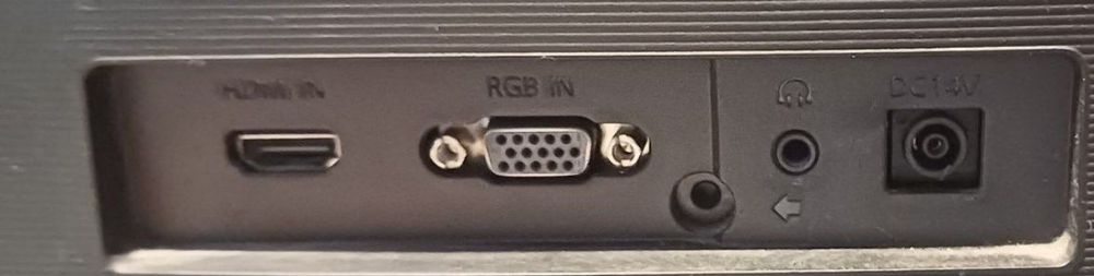 Монитор Samsung LC24F390FHIXCI