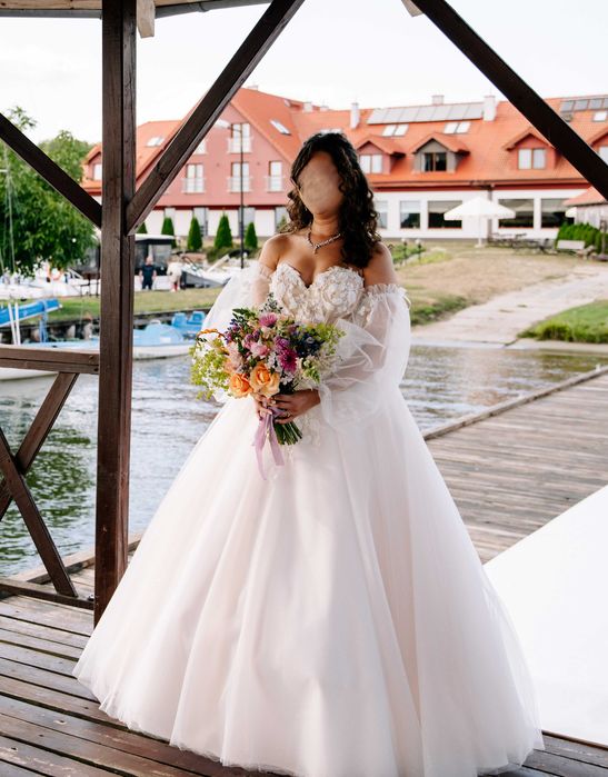 Suknia ślubna marki Diana Bride