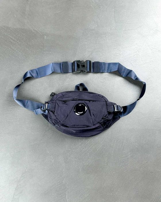 Сумка C.P. Company Nylon B. Crossbody Lens Pack Dark Blue
