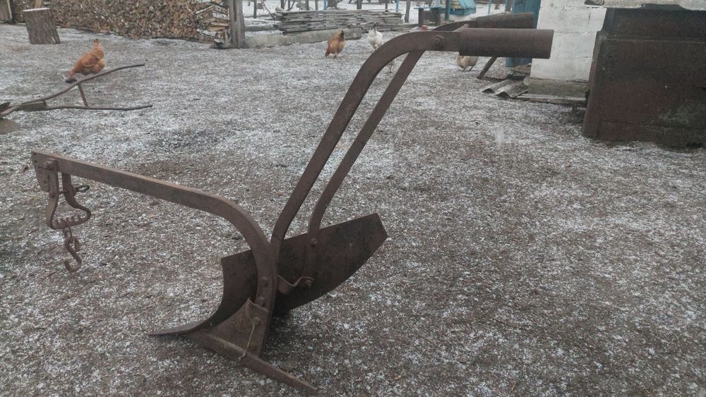 Кінний плуг в хорошому стані