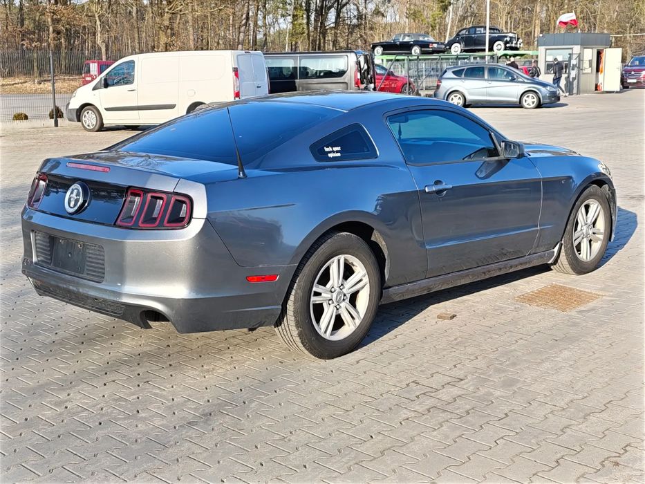 Ford Mustang LIFT, Vgen, 3,7 V6, AUTO NA MIEJSCU! Delikatnie uszkodzony!