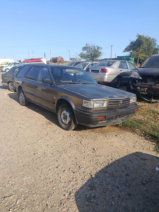 Продам фары NISSAN Bluebird U11