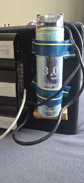 Skrzynia basowa JBL  1000W Nowa plus cały komplet