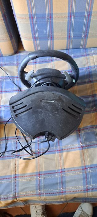 Thrustmaster T80 Ferrari 488 GTB Edition64751000436355124