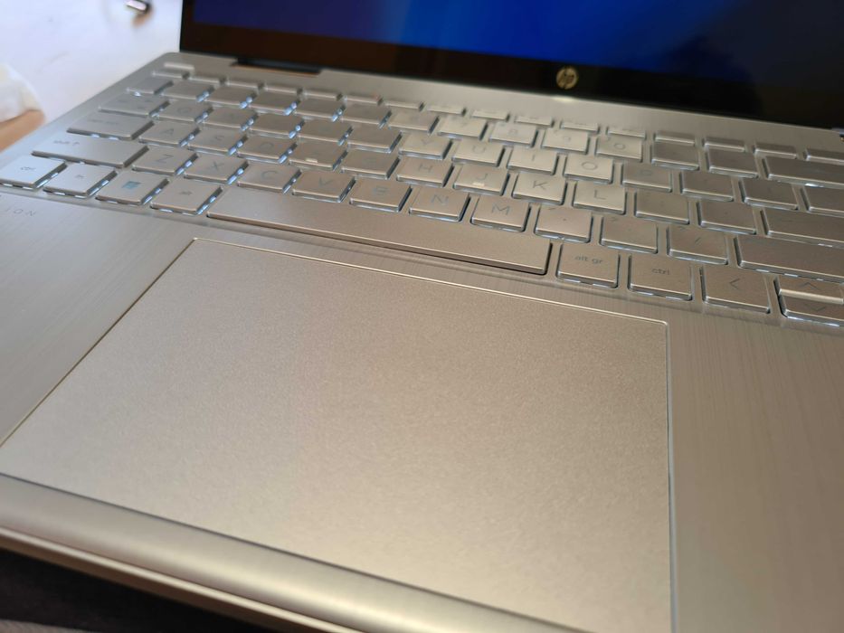 // POTĘŻNY I STYLOWY // Laptop  HP | Aż  24GB RAM | Stan idealny