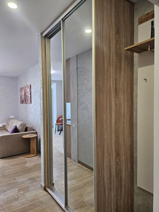 Продам смарт квартиру 27  м Акварель  8.Власник