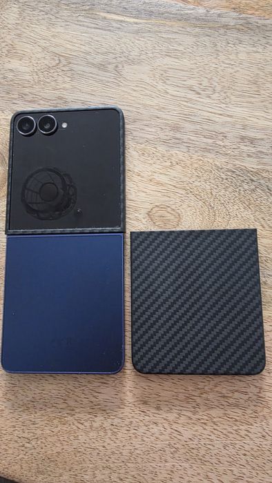 Samsung Galaxy Flip 7