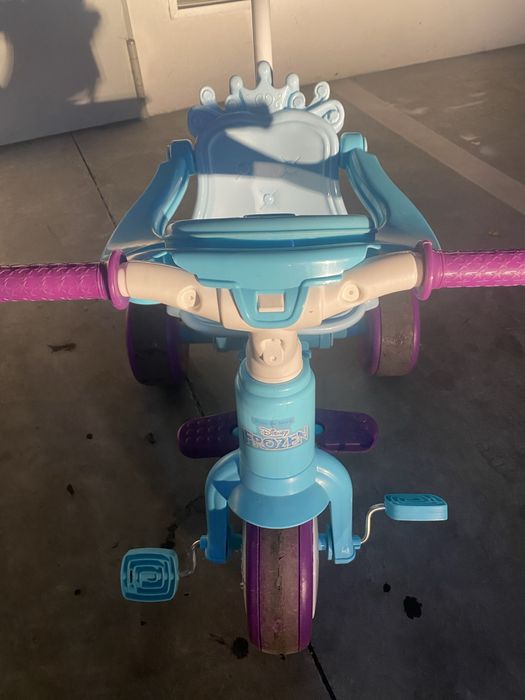 Triciclo frozen feber
