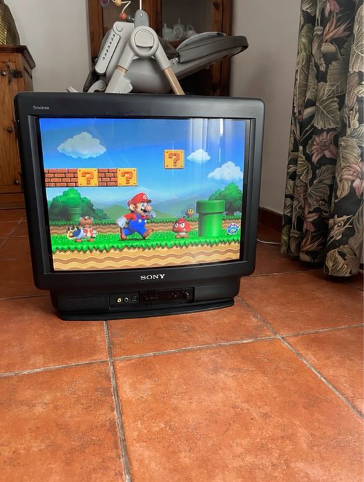 Sony Trinitron KV-M2150E