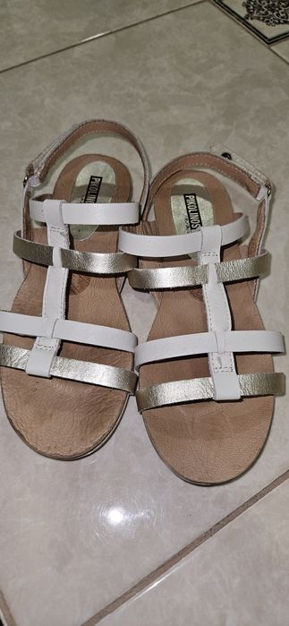 Фірмові дитячі шкіряні босоніжки