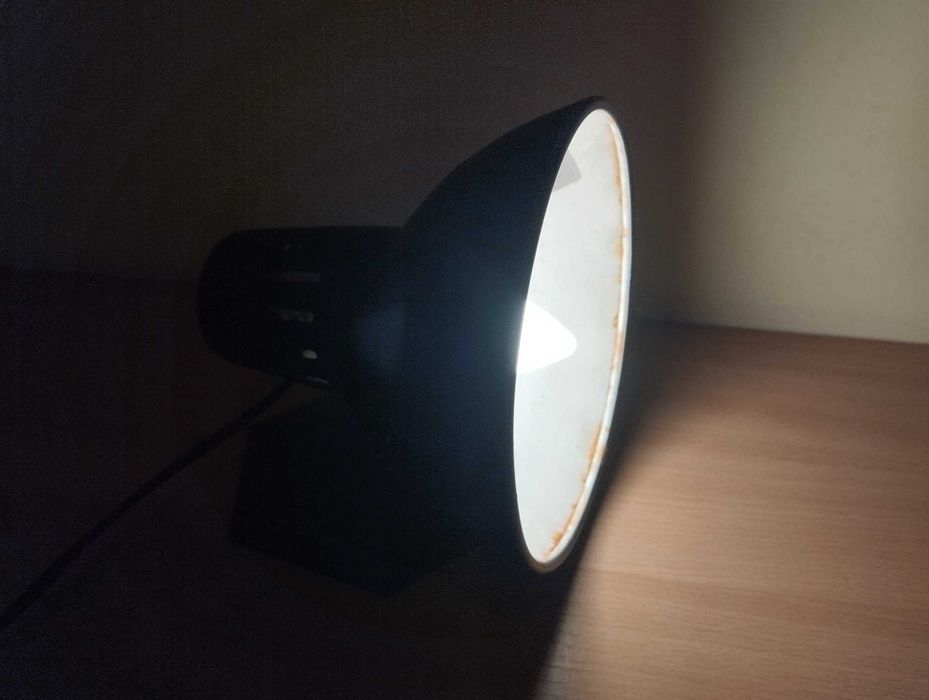 Светильник для дачи сада огорода. Лампочка в подарок.