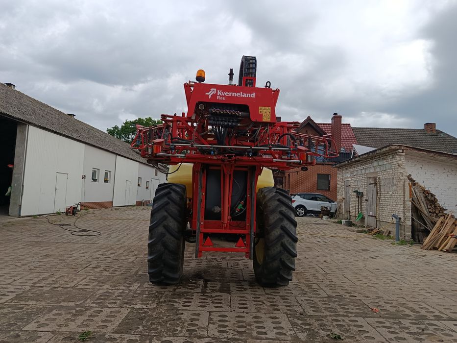 Opryskiwacz polowy kverneland