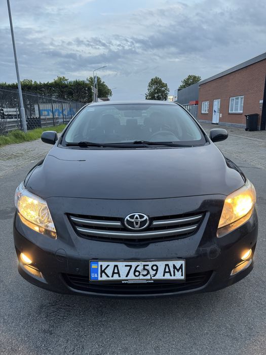 продам Toyota Corrola гарний стан