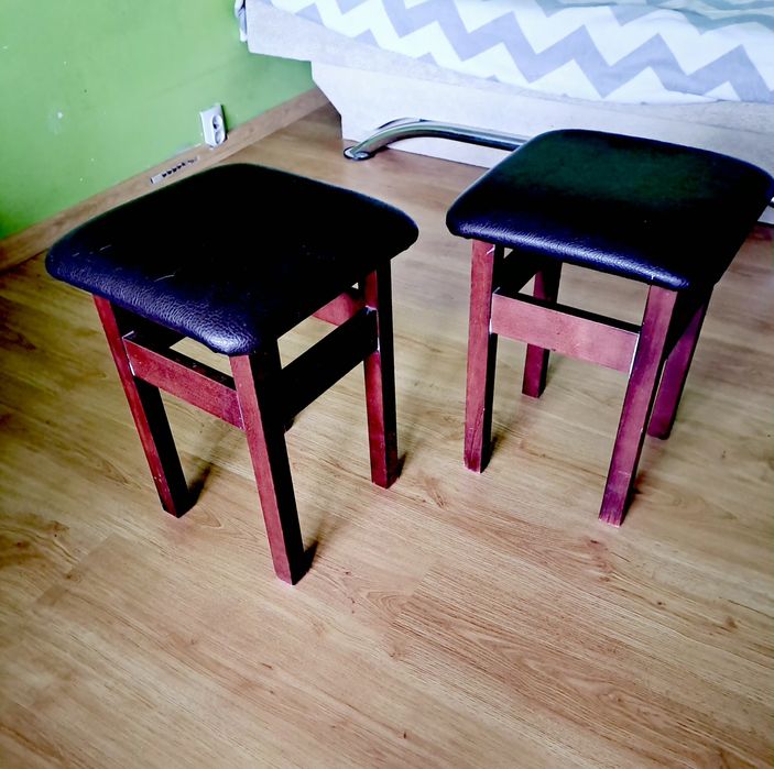Taborety  Kuchenne Używane 2szt. Sprzedam. TANIO