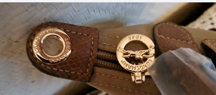 Torebka mini Longchamp jasna Nowa