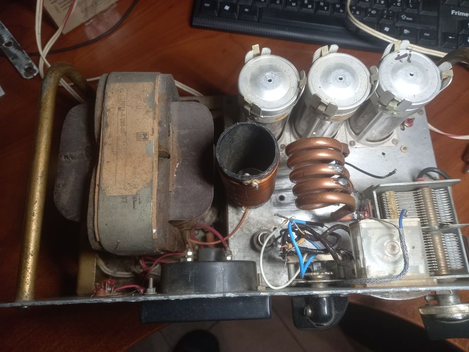 Усилитель мощности радиостанции