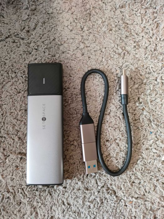 Obudowa na dysk M2-G2 z kablem 2w1