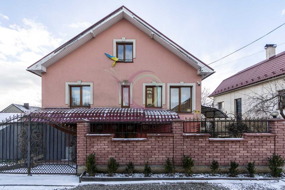 Будинок Угринів передмістя Івано-Франківська Особняк з ділянкою 7сот