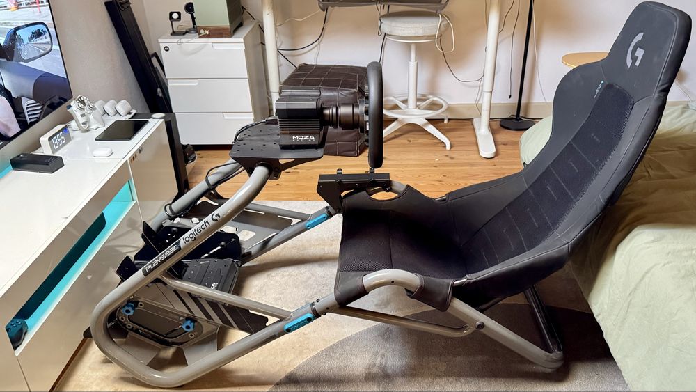 Sim Racing Completo MOZA R5 + Playseat Trophy Logitech + SR-P