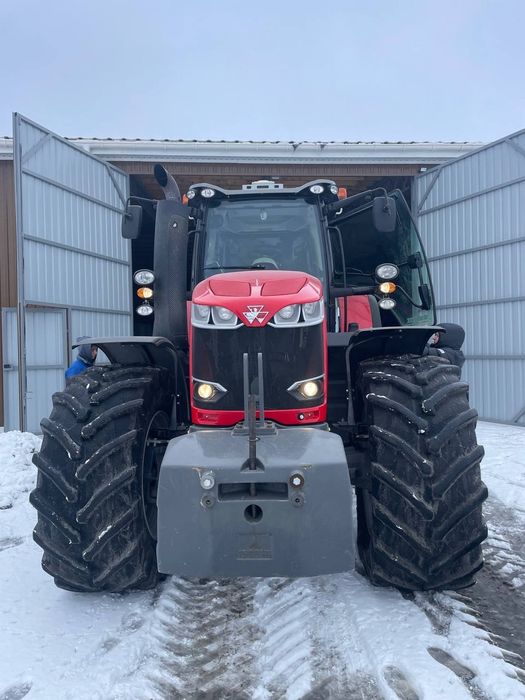 Трактор massey ferguson 8737
