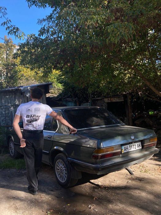 BMW 5-series e28 / цікавить обмін