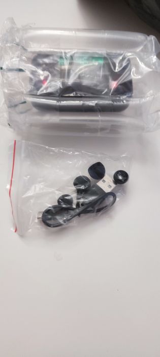 Headphones com power bank