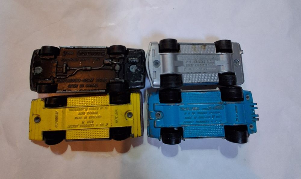 Lote de 4 miniaturas antigas Matchbox
