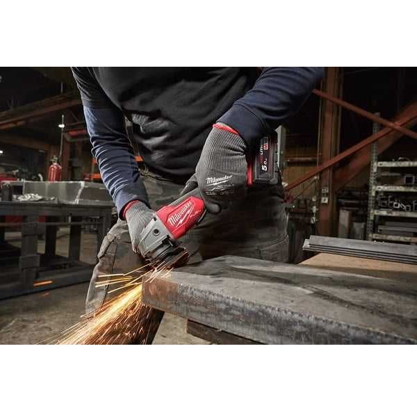 Rebarbadora de Acabamentos 125MM Milwaukee - USADA