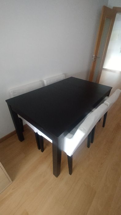 Mesa de jantar extensível + 4 cadeiras NiLS IKEA