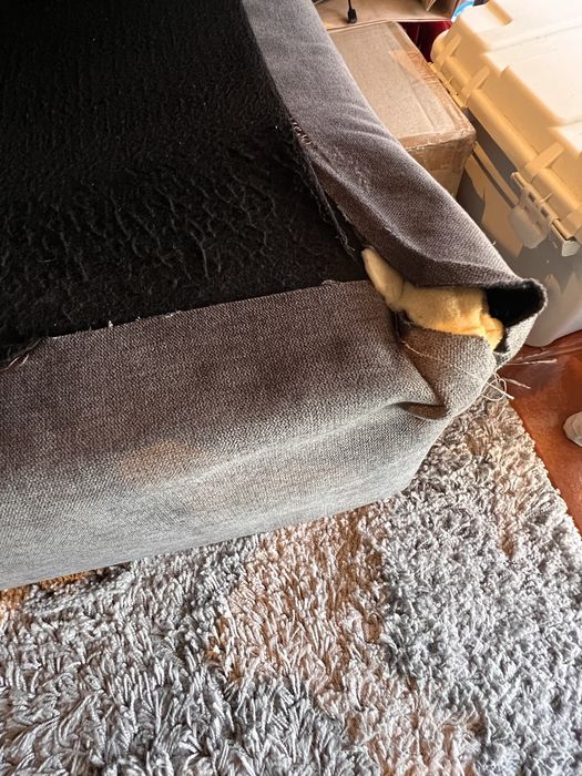 Sofa usado para desocupar