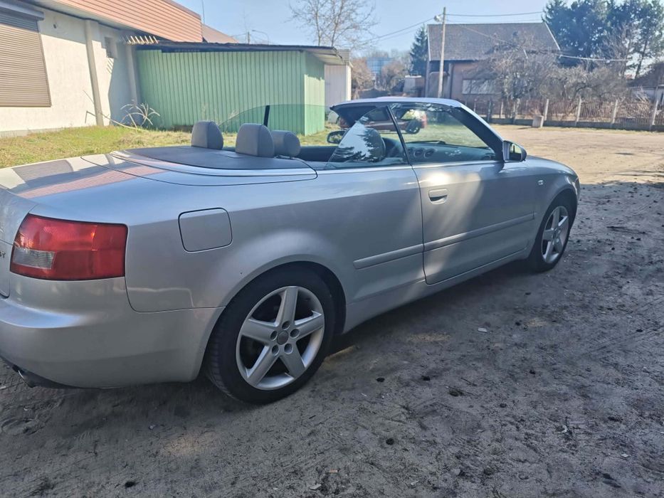 Audi A4 Cabrio 2004 photo 2