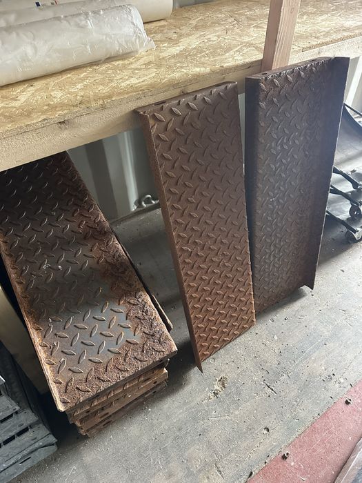 Schody stopnie wema metalowe pelne 80cm 16szt