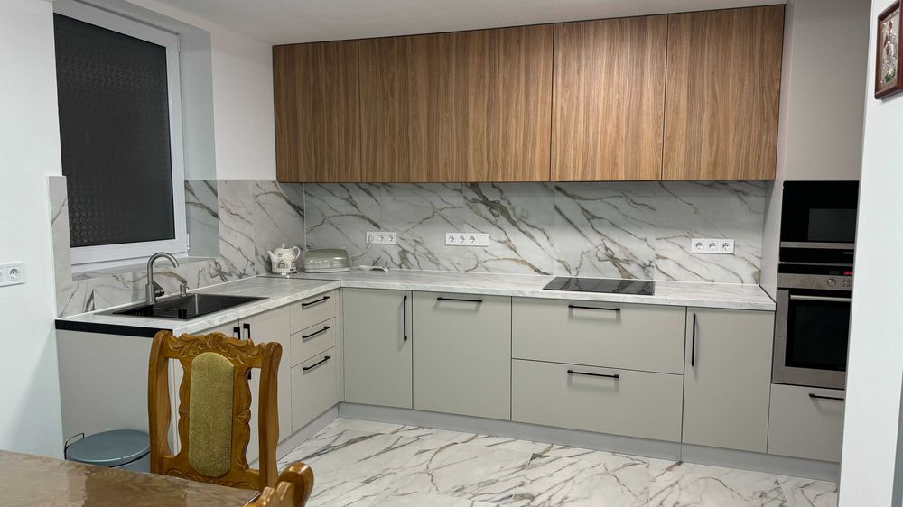 Оренда житла Велятино. Будинок/Кімнати для сімейного відпочинку