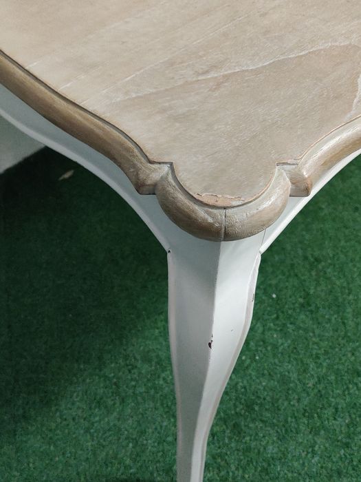 Mesa de jantar  Gato preto