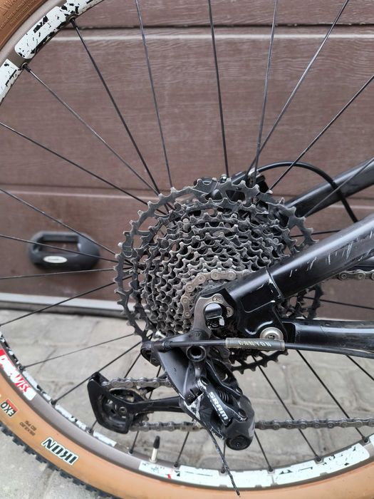 Карбоновий двопідвіс Canyon Lux MR Pro F10 | Fox | SRAM GX 1x12