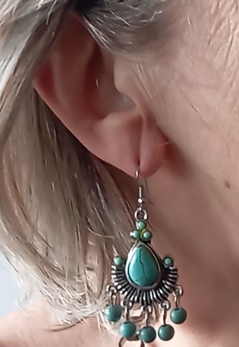 Conjunto de colar e brincos em prata marroquina
