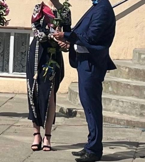 Лляне вишите плаття