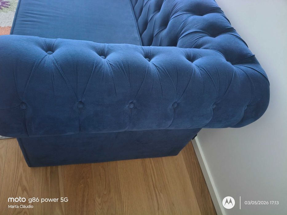 Sofá 3L veludo azul turquesa, da LASKASAS (impecável)