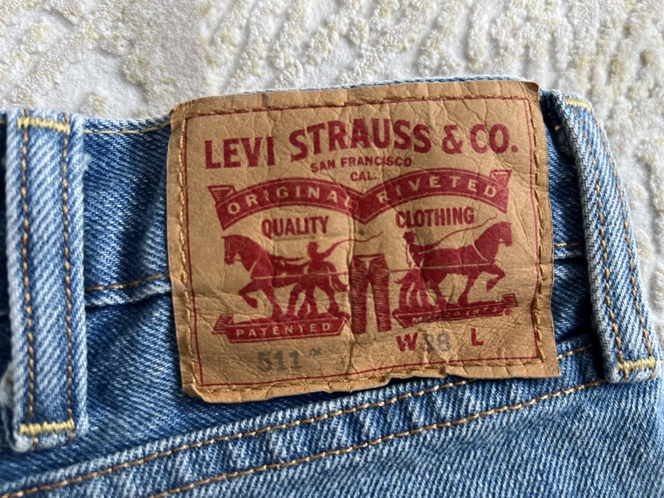 Шорты Levis 511 38