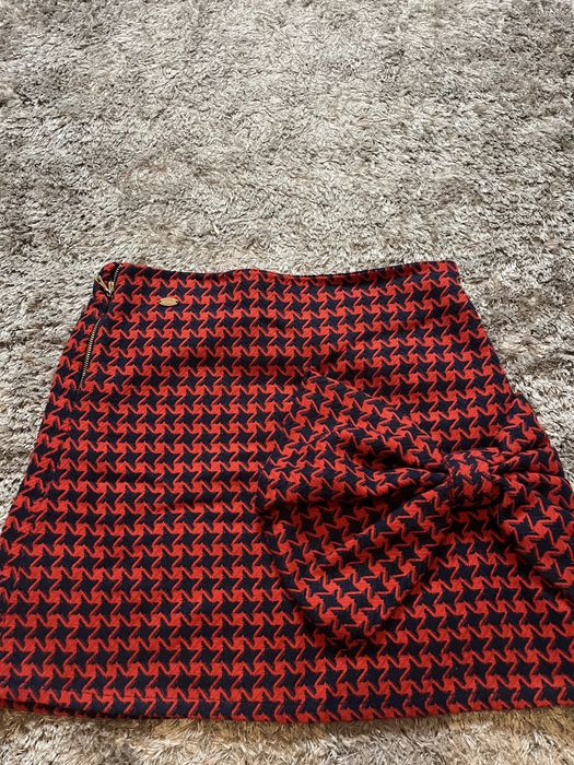 Exit Active Brand.64297467663235120