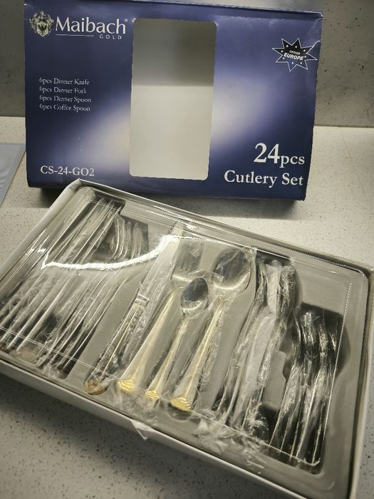 Komplet sztućców ze złoceniami Maibach