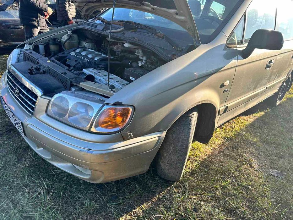 Авторазборка Xyundai Trajet обьем 2.0бензин 2004год