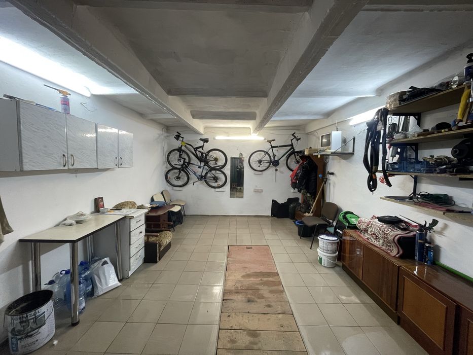 Продам гараж в хорошому стані